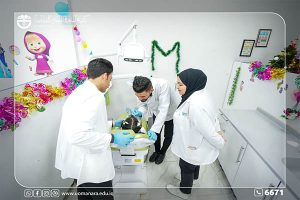 Read more about the article كلية المنارة تستقبل أطفال أكاديمية حي الأطباء